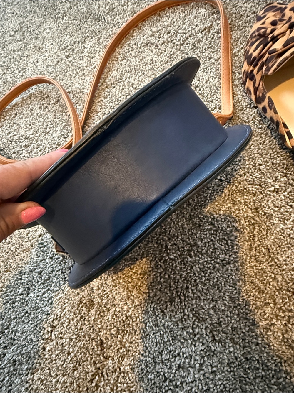 Simply Noelle Navy and Brown Round Crossbody Bag - Picture 11 of 16